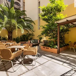 https://factory-gardens-hostel.topbarcelonahotels.com
