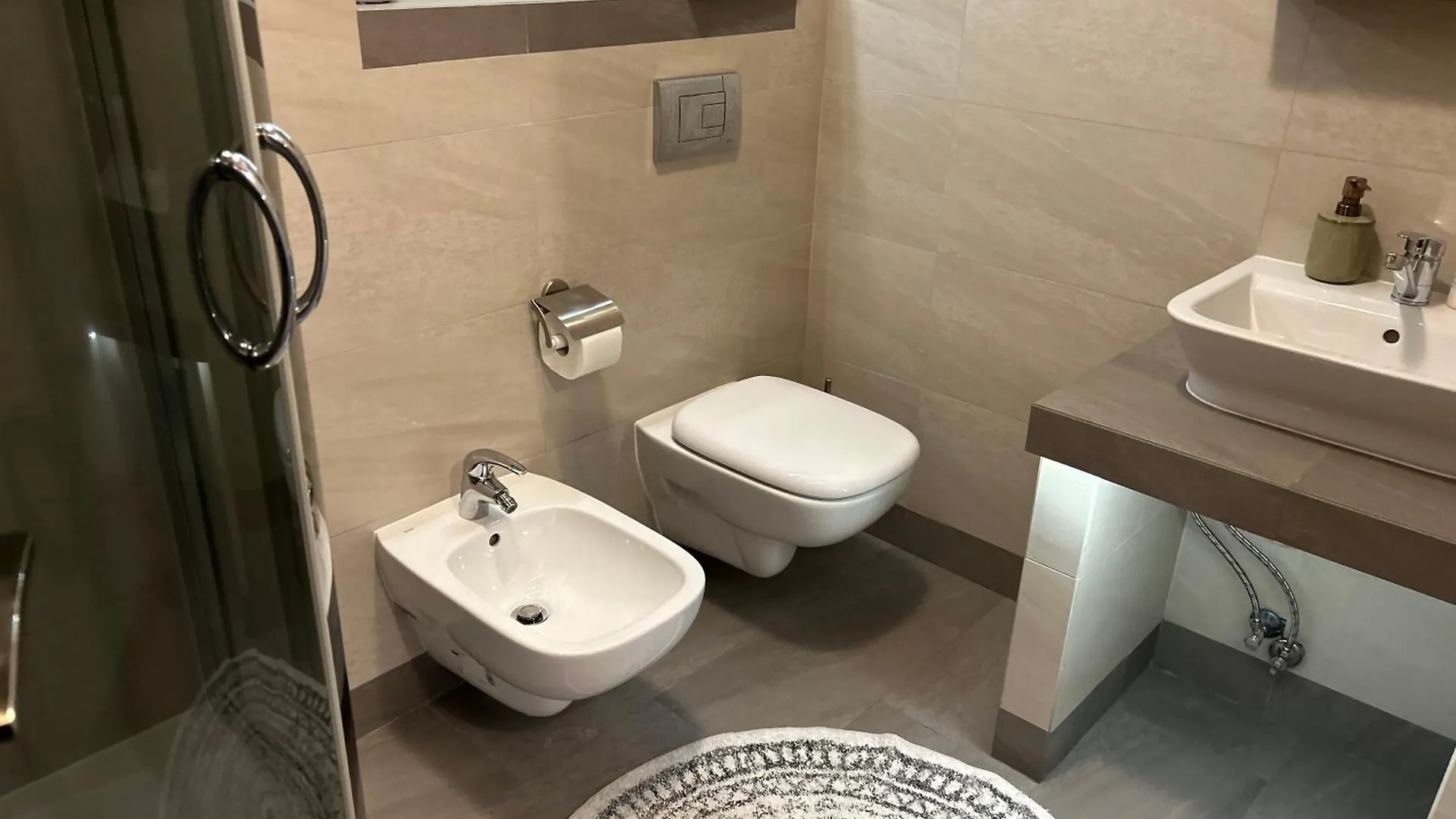Old Town Apartments - Free Parking Krakow Poland